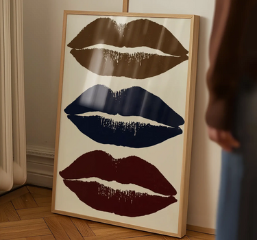 Lips x3